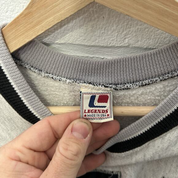 Vintage Legends Athletics NFL "Los Angeles Raiders" Spellout - Picture 9 of 10